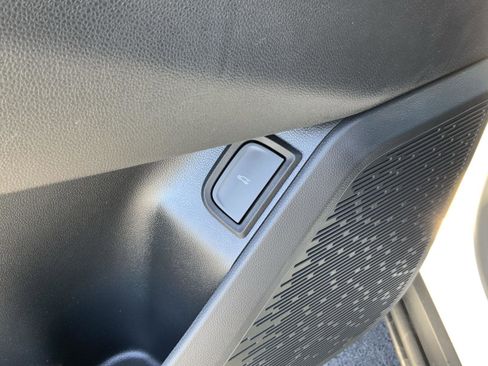 New 2026 Chevrolet Equinox LT w/ Convenience Package II image 27