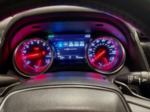 Used 2019 Toyota Camry XSE image 14