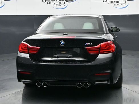 Used 2018 BMW M4 Convertible image 6