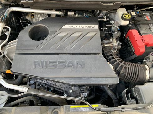 Used 2023 Nissan Rogue S image 31