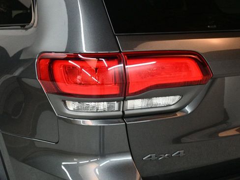 Used 2018 Jeep Grand Cherokee Trailhawk w/ Trailhawk Luxury Group image 13