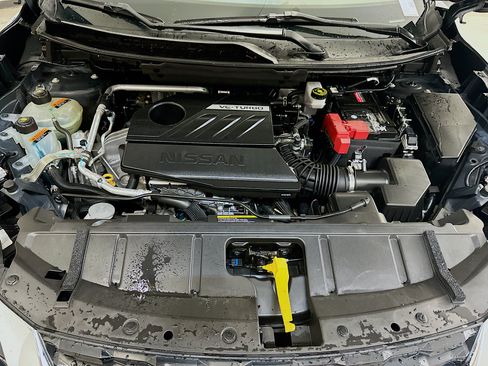 Used 2023 Nissan Rogue S AWD/4WD image 33