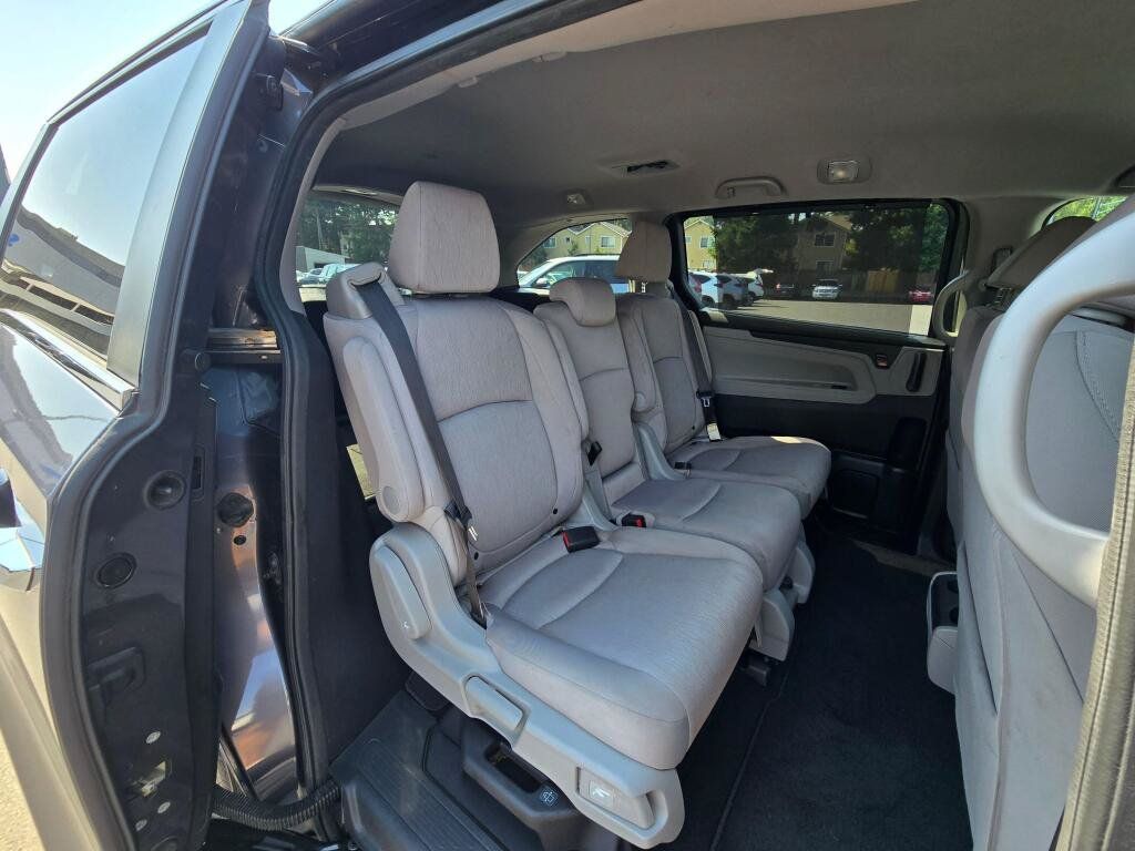 Used 2020 Honda Odyssey EX image 6