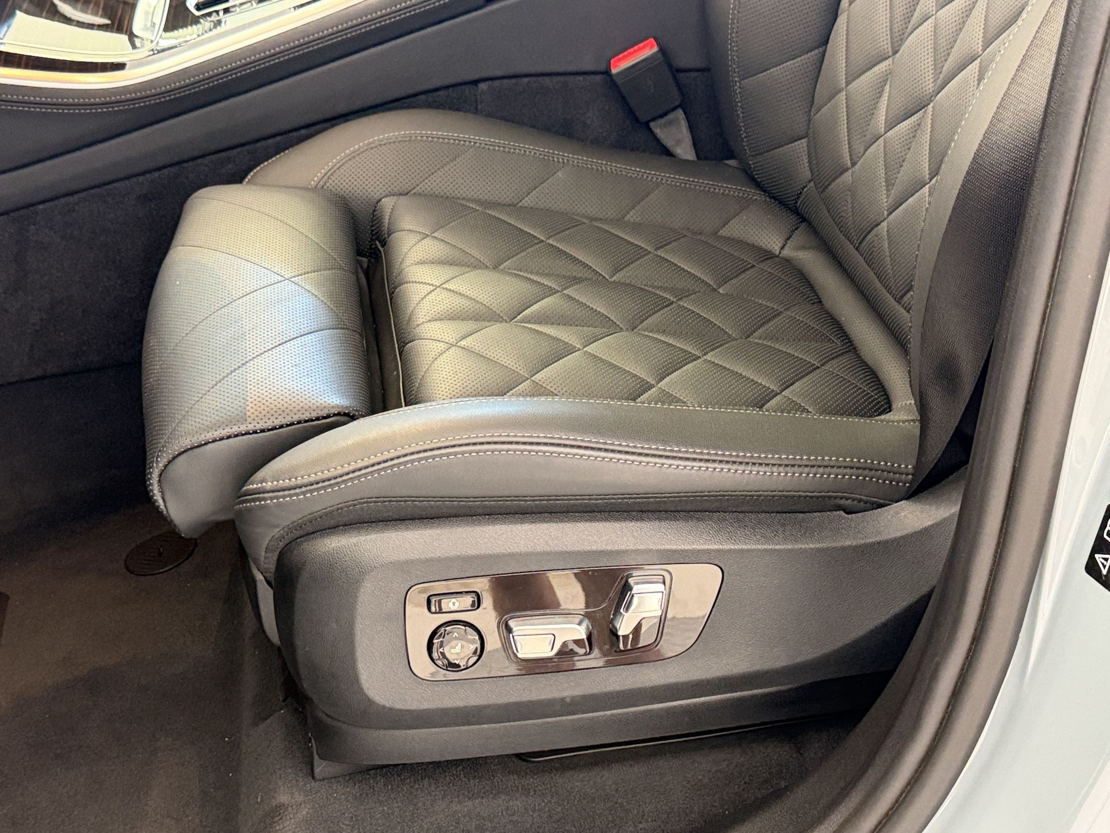 Certified 2025 BMW X5 xDrive40i AWD/4WD image 15