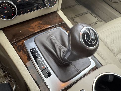 Used 2014 Mercedes-Benz C 300 4MATIC Sedan image 23