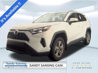 Used 2025 Toyota RAV4 XLE w/ Convenience Package FWD video 1