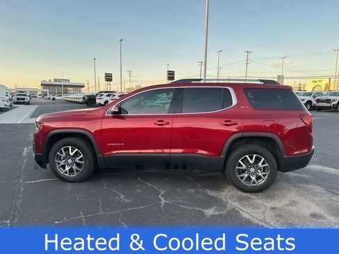 Certified 2023 GMC Acadia SLT w/ Technology Package image 5