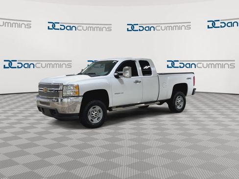 Used 2013 Chevrolet Silverado 2500 W/T AWD/4WD image 4
