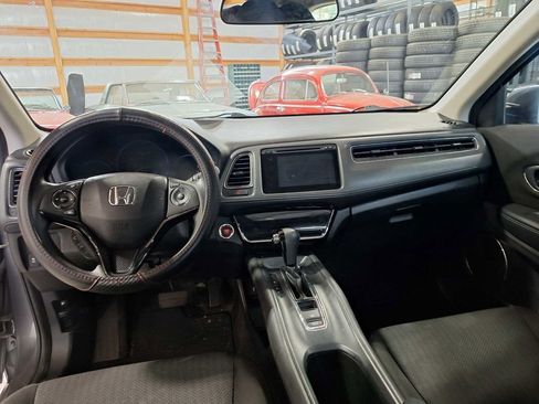 Used 2016 Honda HR-V EX image 13