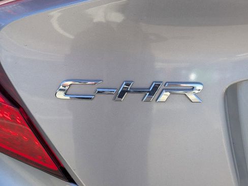 Used 2019 Toyota C-HR LE image 8