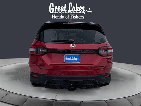 New 2026 Honda Pilot Black Edition image 4