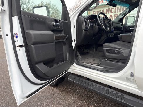 Used 2023 Chevrolet Silverado 2500 LT AWD/4WD image 10