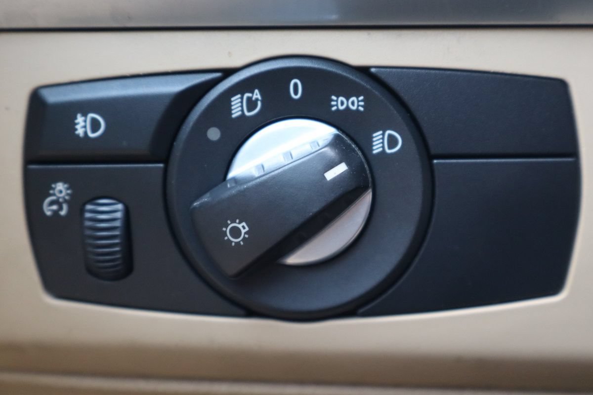 Used 2012 BMW X5 xDrive35i AWD/4WD image 11