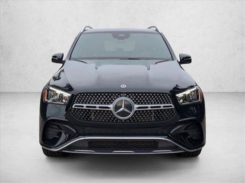 Used 2024 Mercedes-Benz GLE 450 4MATIC image 2