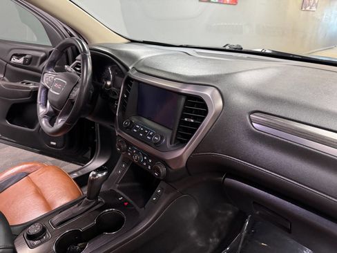 Used 2017 GMC Acadia SLT image 55