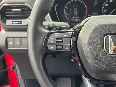 Used 2024 Honda Pilot Touring image 42