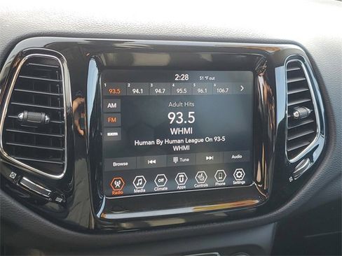 Certified 2019 Jeep Compass Limited image 20