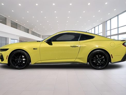 Used 2025 Ford Mustang GT Premium RWD image 7