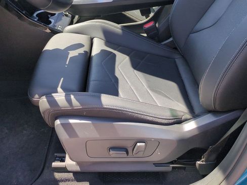 Used 2025 BMW X1 M35i AWD/4WD image 16