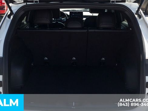 Used 2024 Jeep Compass Latitude AWD/4WD image 8