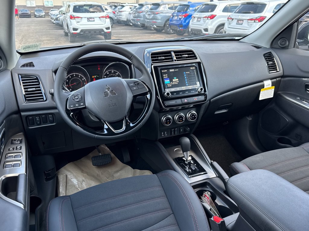 New 2027 Mitsubishi Outlander Sport SE FWD image 7