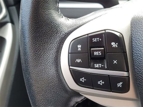 Certified 2023 Ford Explorer XLT w/ Equipment Group 202A image 17