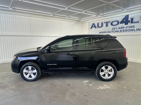 Used 2014 Jeep Compass Latitude image 8