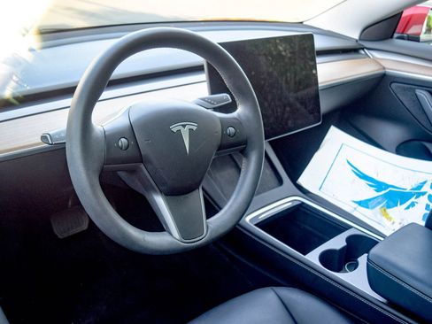 Used 2023 Tesla Model 3 Long Range AWD/4WD image 10