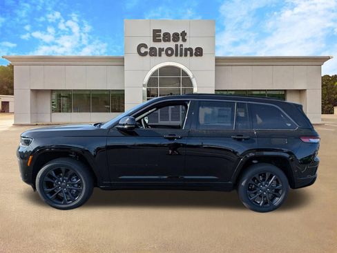 New 2026 Jeep Grand Cherokee Limited AWD/4WD image 6