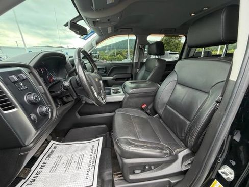 Used 2018 Chevrolet Silverado 1500 LTZ Z71 w/ Redline Edition AWD/4WD image 32