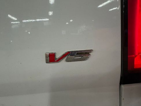 Used 2021 Chevrolet Colorado W/T w/ WT Convenience Package image 21