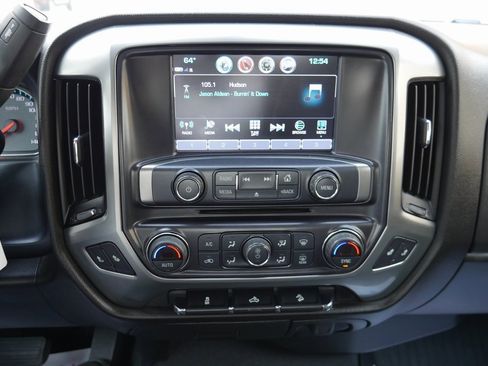 Used 2019 Chevrolet Silverado 1500 LT w/ All Star Edition image 16