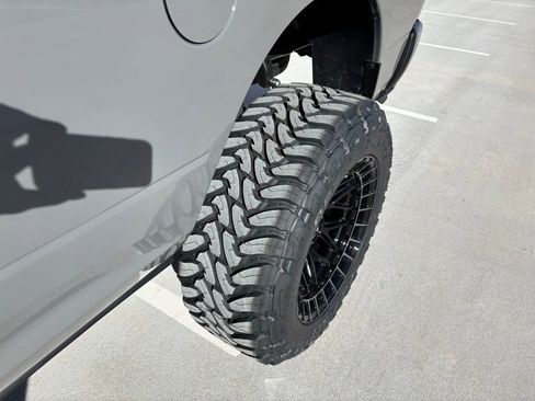 Used 2026 RAM 2500 Laramie w/ Night Edition image 10