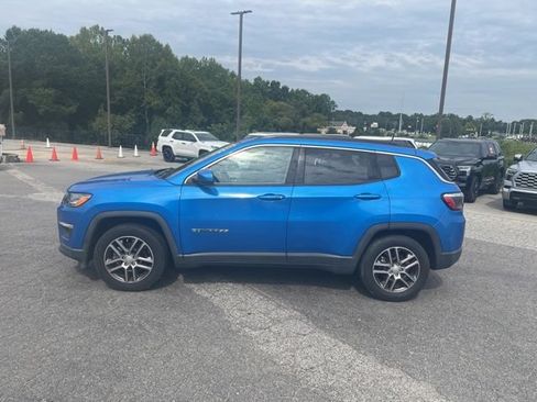 Used 2020 Jeep Compass Latitude FWD image 6