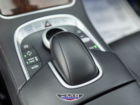 Used 2014 Mercedes-Benz S 550 Sedan w/ Sport Package w/ Sport Package image 38