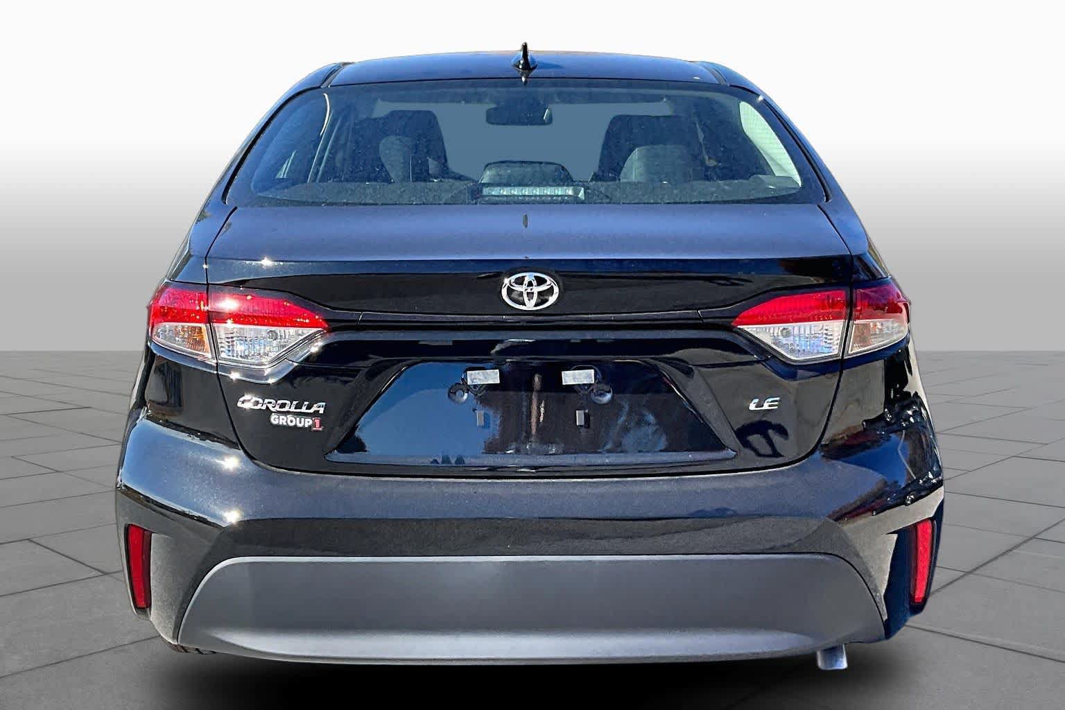 New 2027 Toyota Corolla LE FWD image 4