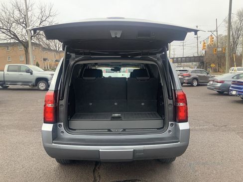 Used 2020 Chevrolet Tahoe LT w/ Luxury Package image 31