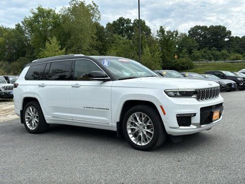 Certified 2021 Jeep Grand Cherokee L Summit w/ MOPAR Finishing Package AWD/4WD image 2
