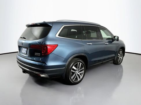 Used 2018 Honda Pilot Touring image 8
