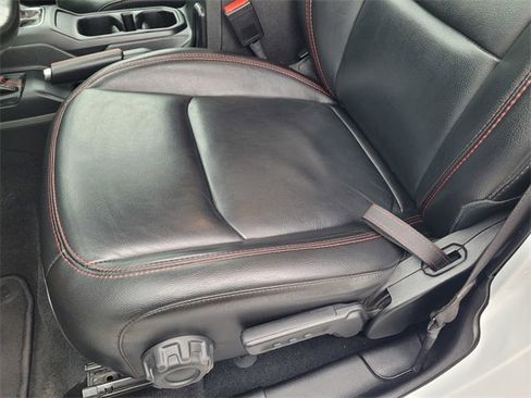 Used 2023 Jeep Gladiator Rubicon w/ Cold Weather Group image 11