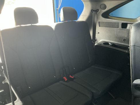 Used 2022 Kia Sorento SX Prestige w/ Panoramic Sunroof Package AWD/4WD image 26
