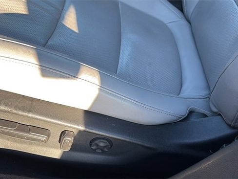 Used 2018 Honda Accord Touring image 21