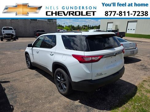 Used 2019 Chevrolet Traverse RS w/ LPO, Floor Liner Package AWD/4WD image 3