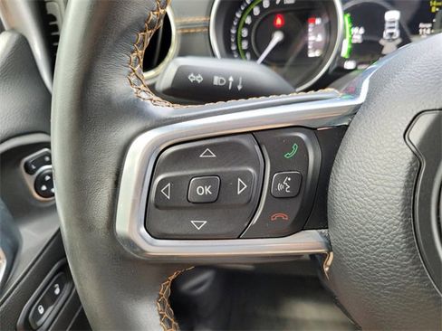 Used 2021 Jeep Wrangler Unlimited Sahara image 36