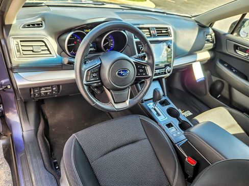 Used 2018 Subaru Outback 2.5i Premium AWD/4WD image 8