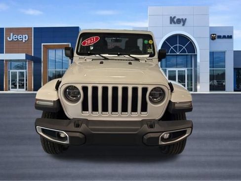 Used 2021 Jeep Wrangler Unlimited Sahara AWD/4WD image 11