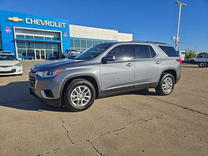 Used 2021 Chevrolet Traverse LT