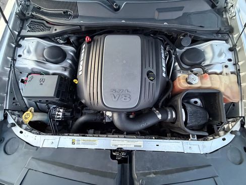 Used 2012 Dodge Challenger R/T image 40