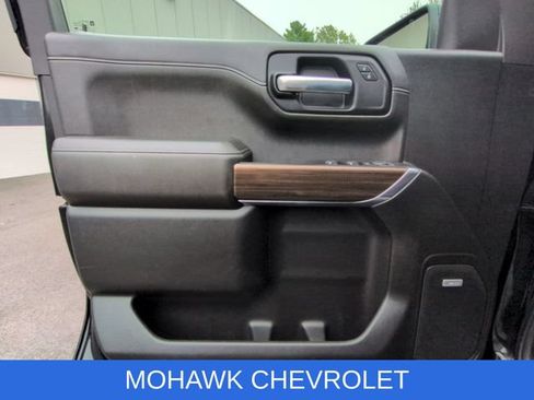 Used 2022 Chevrolet Silverado 1500 RST AWD/4WD image 22