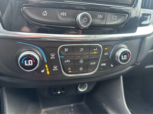 Used 2018 Chevrolet Traverse LT w/ LPO, 'HIT The Road' Package image 16